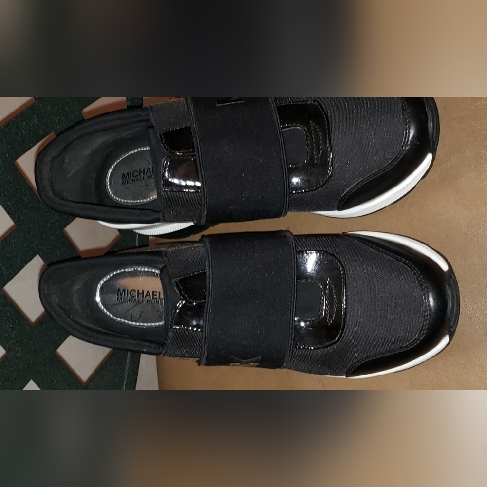 Michael Kors shoes, W8.5, black